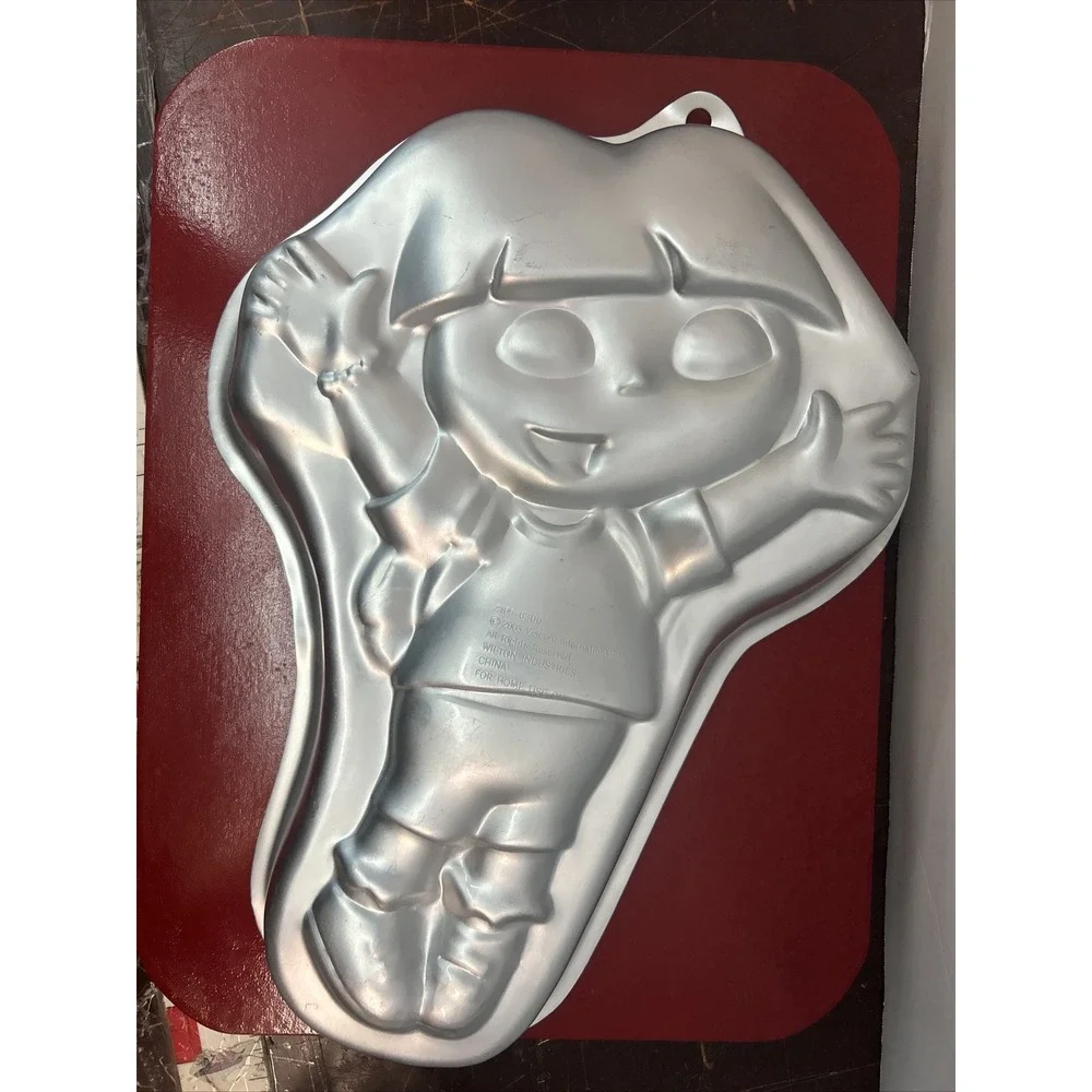 2003 Wilton‎ Dora The Explorer Cake Pan With Insert 2105-6300